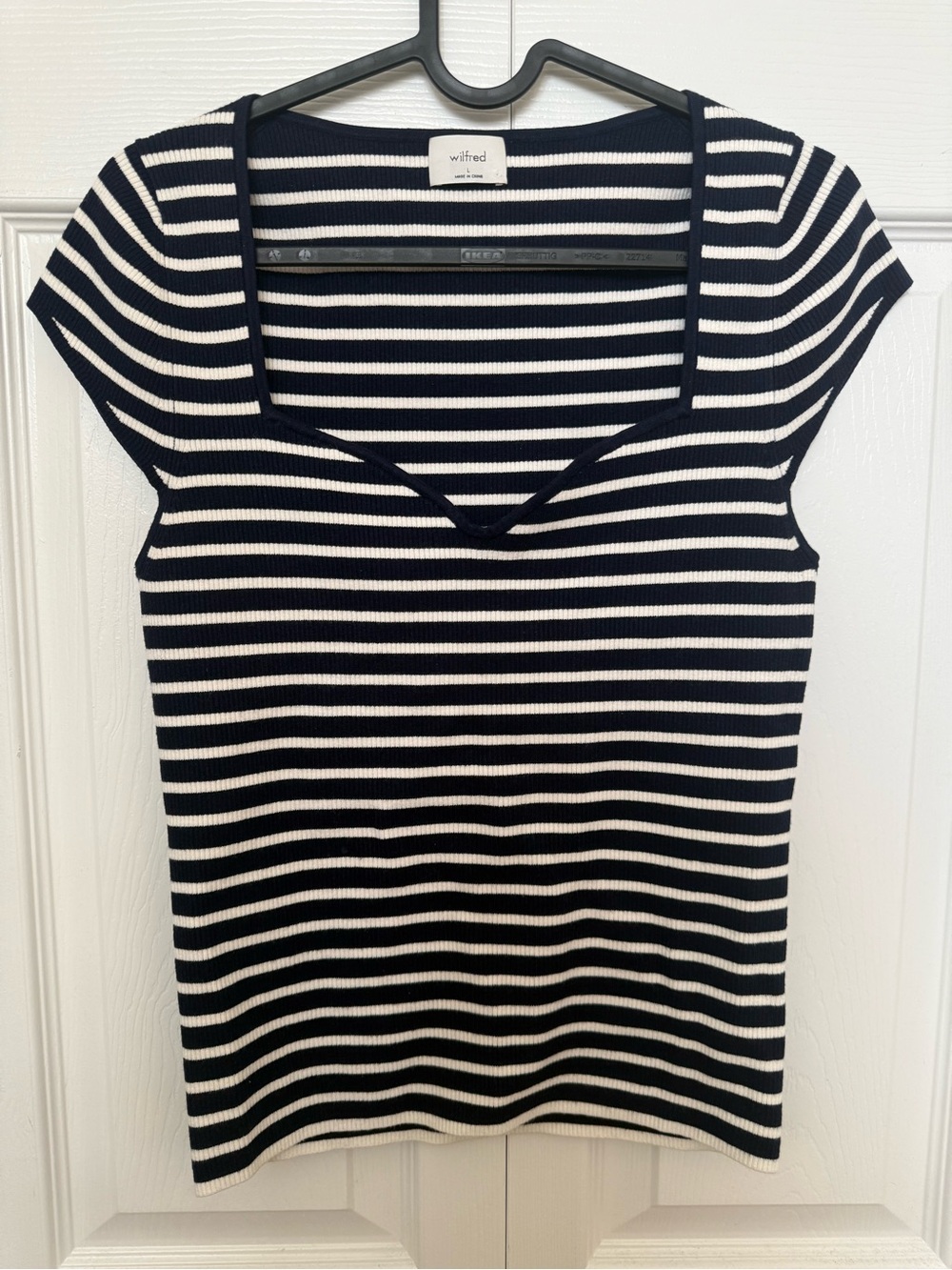 Aritzia Women’s Size L Clothing Lot
